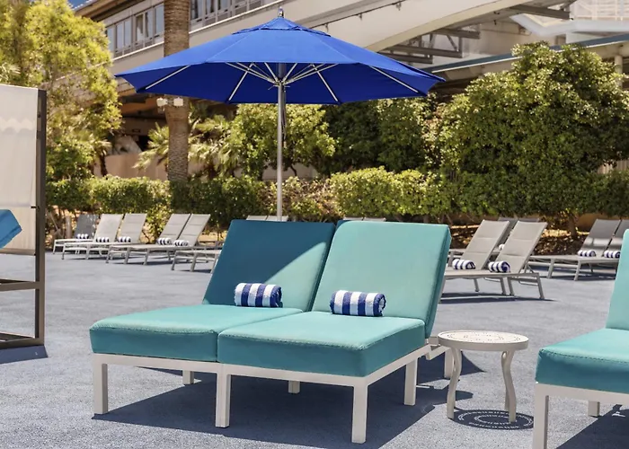 Horseshoe Las Vegas Hotel & Casino - A Caesars Rewards Destination